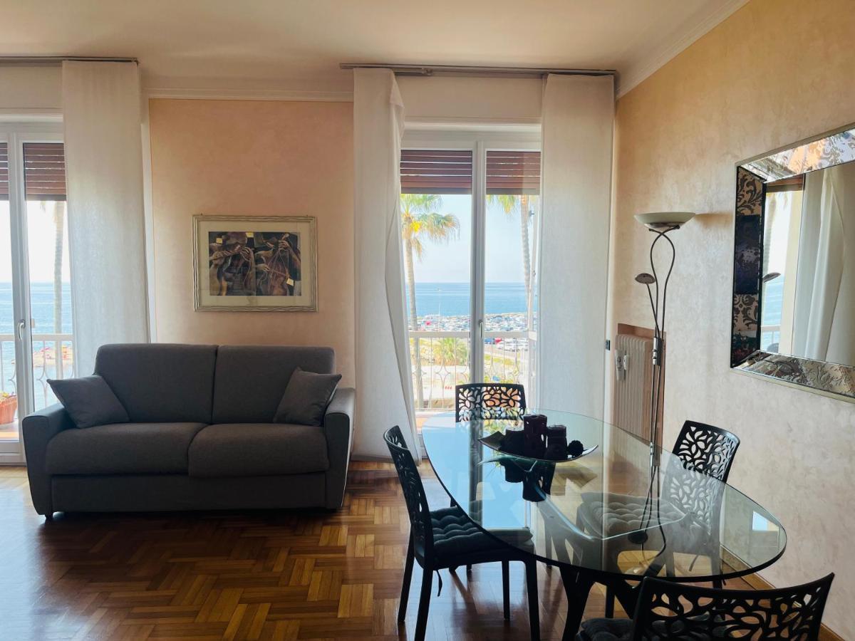 Appartement Brezza Di Mare à Imperia Extérieur photo